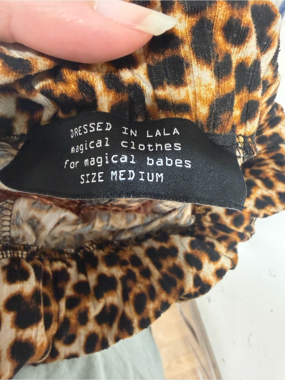 Dressed in Lala Leopard Print Midi pants set - Brown Animal Print - Picture 5 of 6